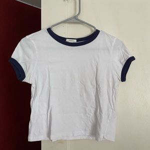 White tshirt with navy blue trim